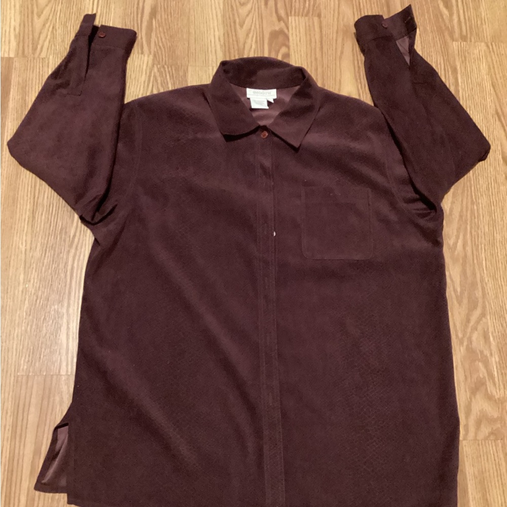 Smooth men’s dress t-shirt button down long sleeve size XL wine color